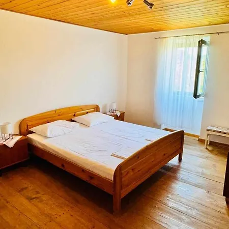 Casa Vecchia Viskic בית נופש